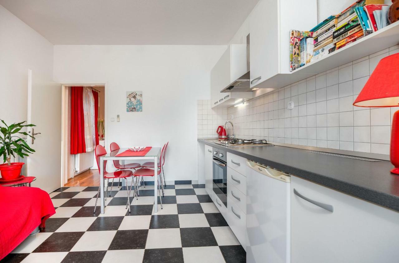 Cozy New Flat For 2 Or 3 *